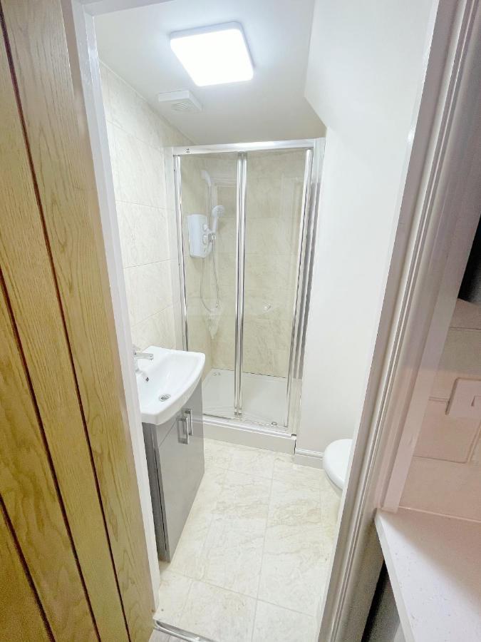 Agyeman Property 올더숏 외부 사진